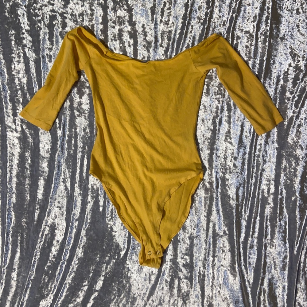 Off shoulder body suit